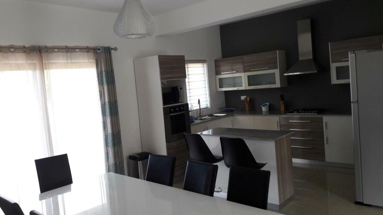 Villazur Flic en Flac Luaran gambar